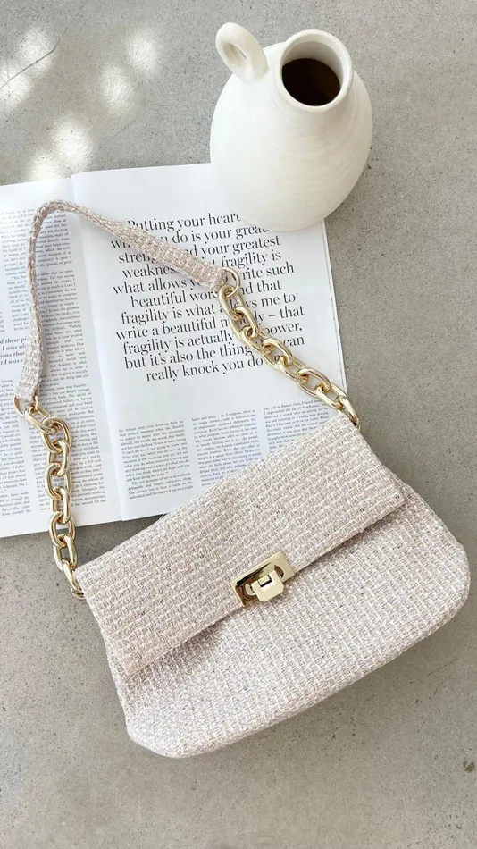 Billy J Bags Women Fion Boucle Chain Strap Handbag 8211 Camel