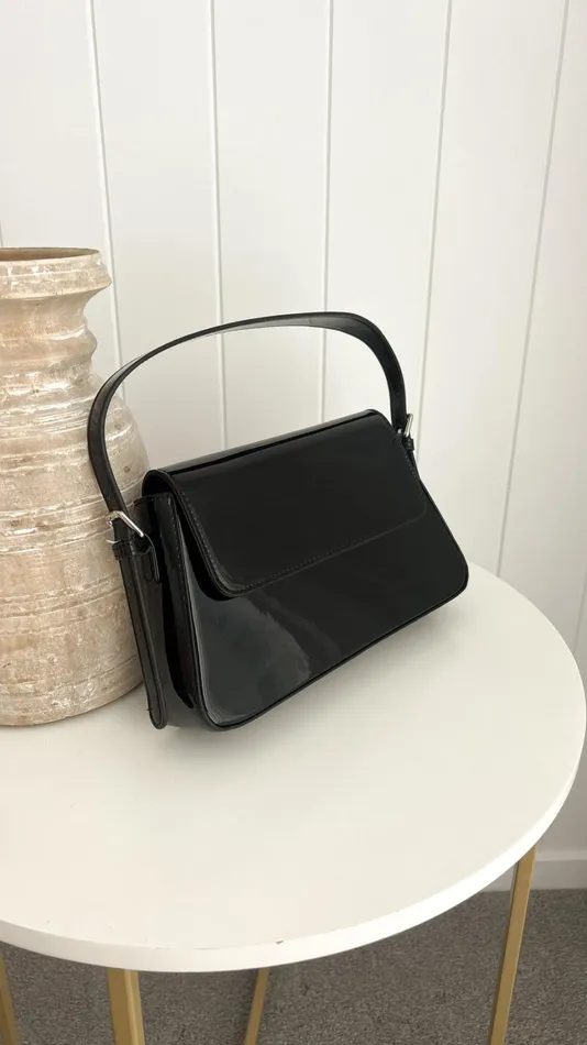 Billy J Bags Women Maisie High Shine Handbag 8211 Black