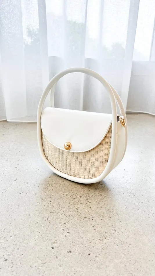 Billy J Bags Women Violetta Woven Circular Mini Bag 8211 Cream