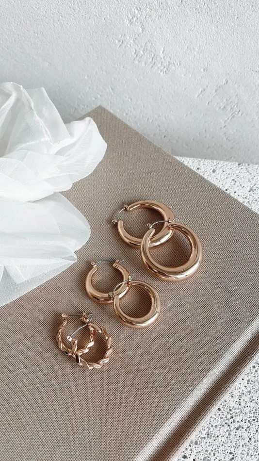 Billy J Earrings Women Classic Hoop Set 8211 Gold Billy J Earrings Women Classic Hoop Set 8211 Gold