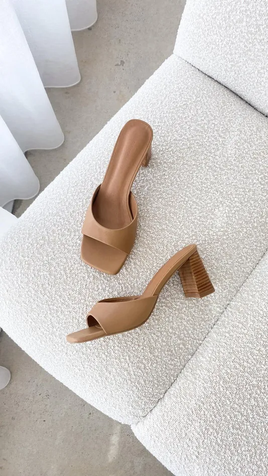 Billy J Heels Women Nattie Heel 8211 Oak