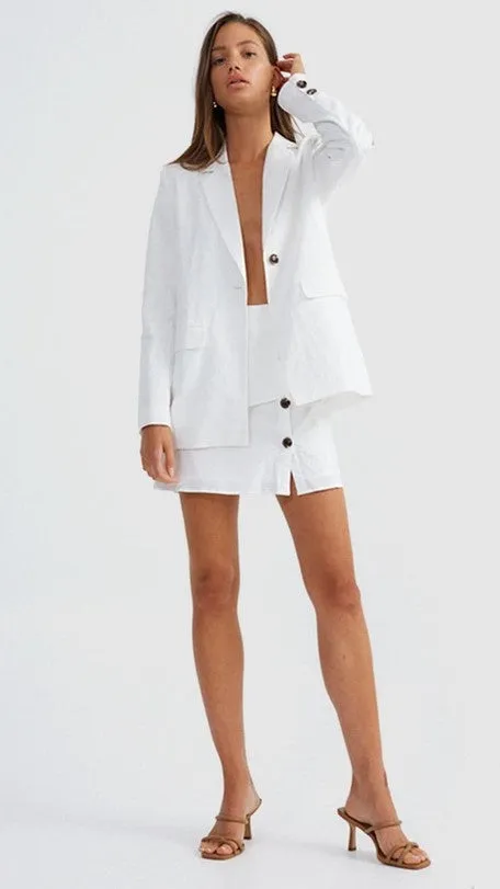 Billy J Outerwear Women Hale Linen Blazer 8211 White