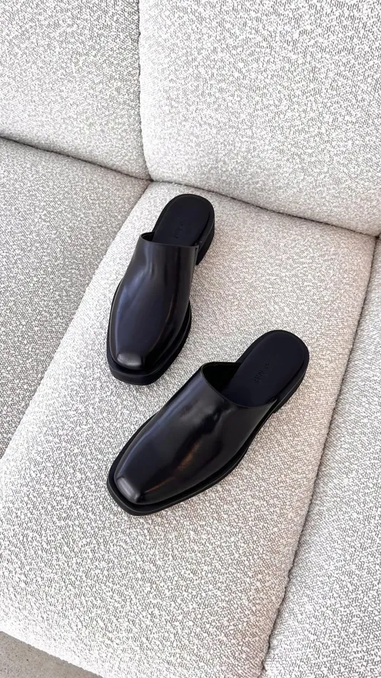 Billy J Sandals and Slides Women Alias Mae Zayn Slide 8211 Black Leather
