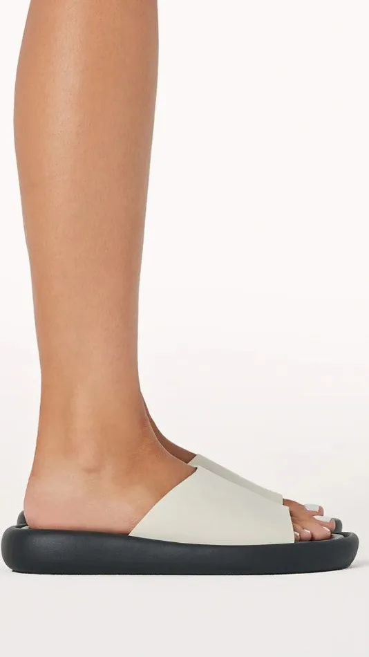 Billy J Sandals and Slides Women Nellie Sandals 8211 Chalk
