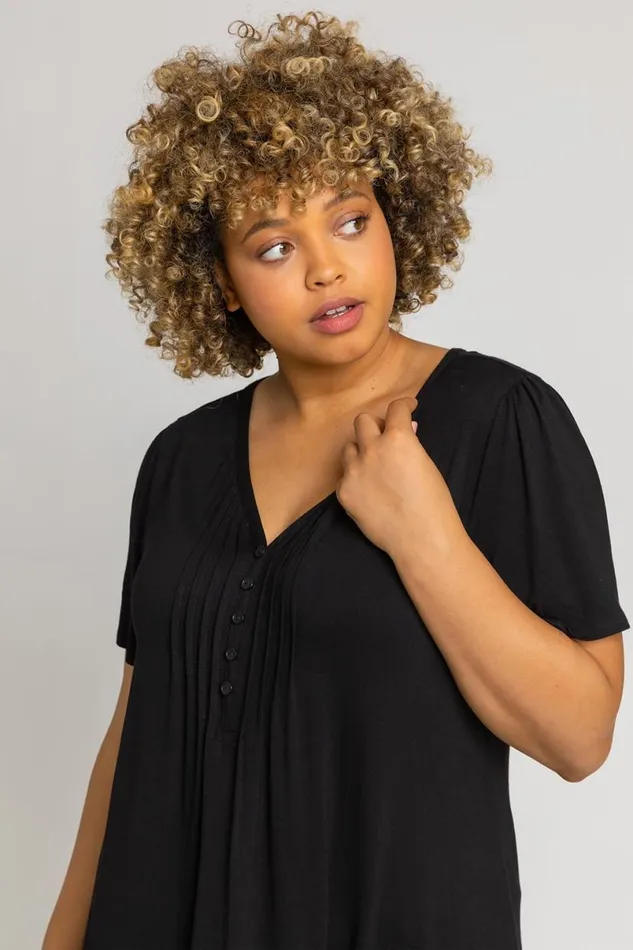 Black Curve Plain Hanky Hem Top Women Roman Tops