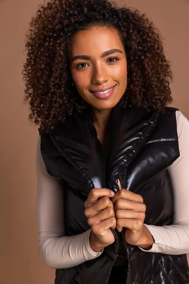Black Quilted Collared Gilet Women Roman Coats