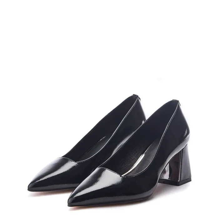 Court Shoes Women Moda In Pelle Gaela Black Patent