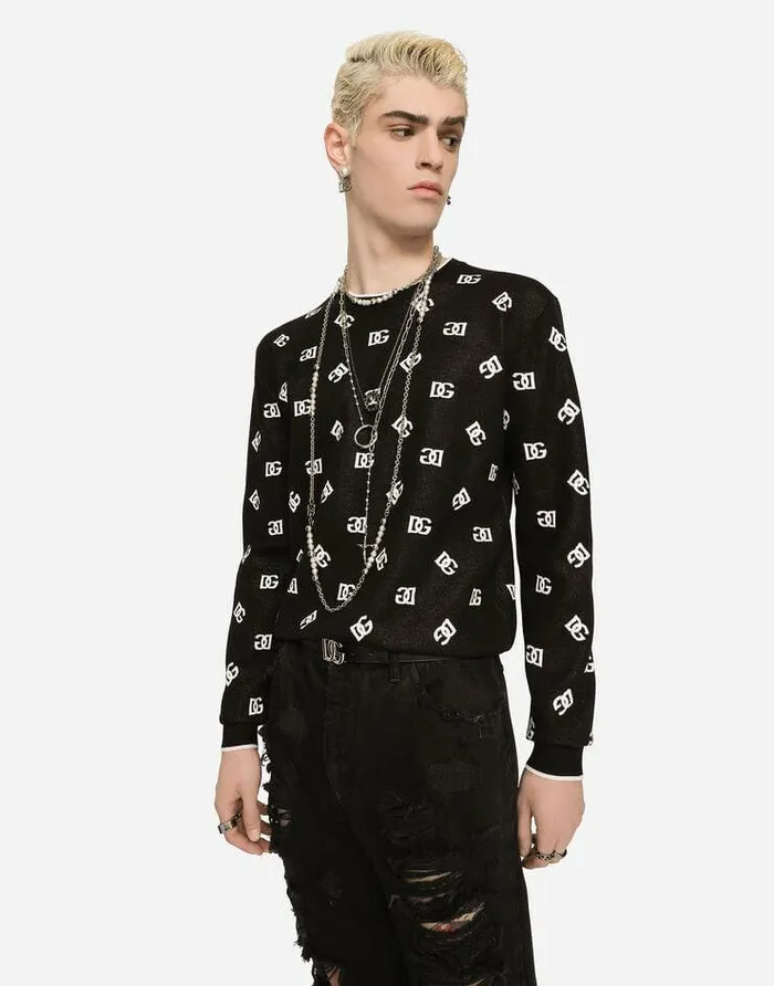 Dolce and Gabbana Sweaters And Cardigans Men Wool And Silk Jacquard Roundneck Sweater With DG Logo Multicolor Dolce and Gabbana Sweaters And Cardigans Men Wool And Silk Jacquard Roundneck Sweater With DG Logo Multicolor