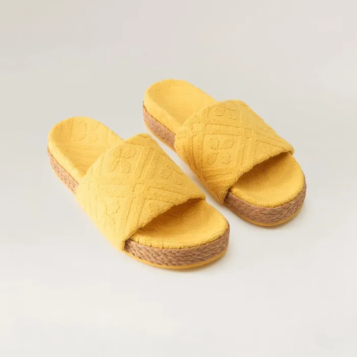 Helen Kaminski Slides Joanna Terry Slide Nougat Medallion 8211 Shoes