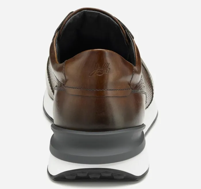 Johnston and Murphy SlipOns Men Briggs Laceless Jogger Brown Italian Calfskin Johnston and Murphy SlipOns Men Briggs Laceless Jogger Brown Italian Calfskin