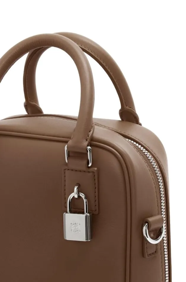 Loewe Amazona 15 In Nappa Calfskin Winter Brown Women Mini Bags