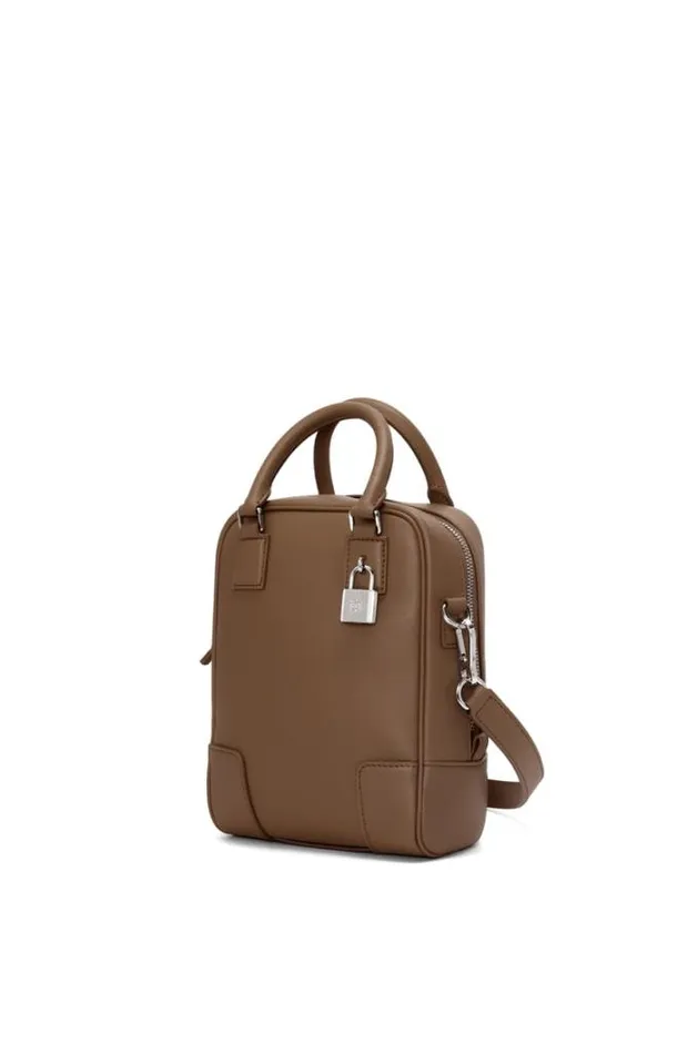 Loewe Amazona 15 In Nappa Calfskin Winter Brown Women Mini Bags