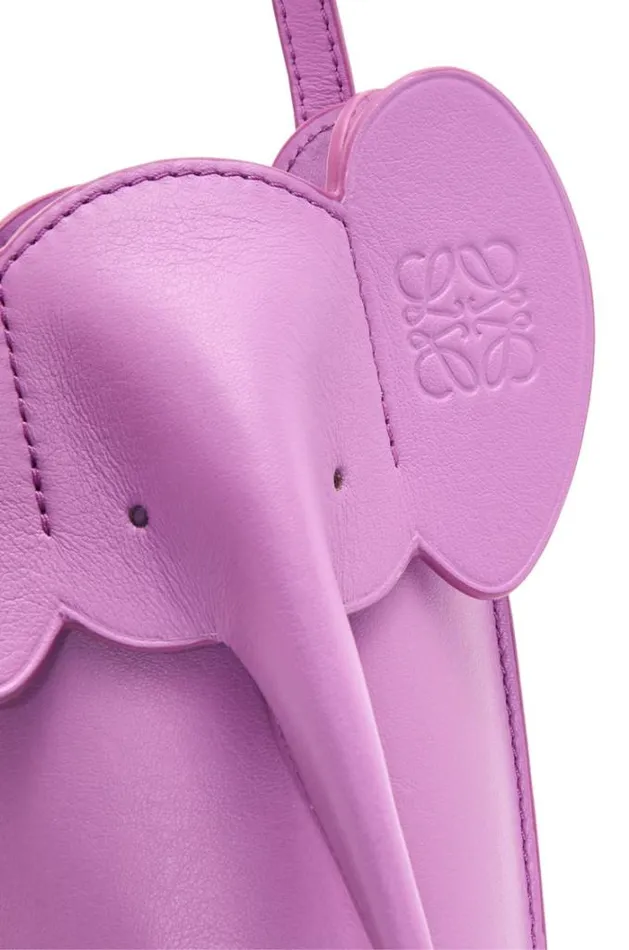 Loewe Elephant Pocket In Classic Calfskin Rockrose Women Crossbody Bags
