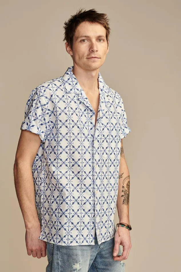 Lucky Brand Shirts and Tops Batik Short Sleeve Camp Collar Shirt Blue Print 8211 Men