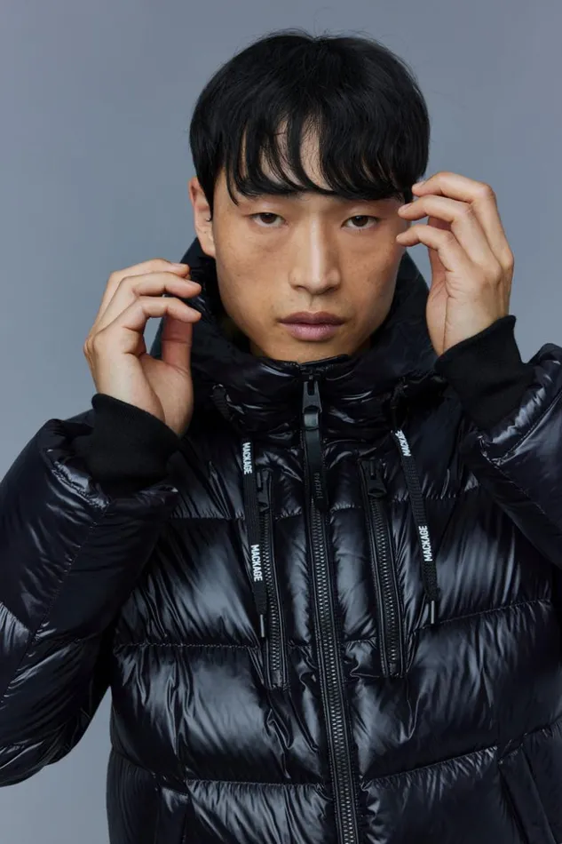 Mackage Downs and Parkas Men Victor Lustrous Light Down Jacket With Hood For Men Black