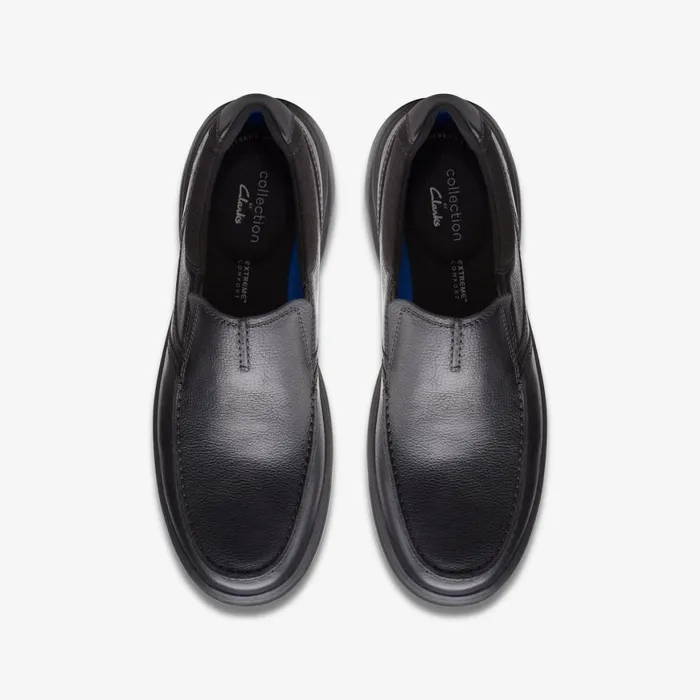 Men Bradley Free Black Tumbled Leather Clarks Loafers and Slip Ons