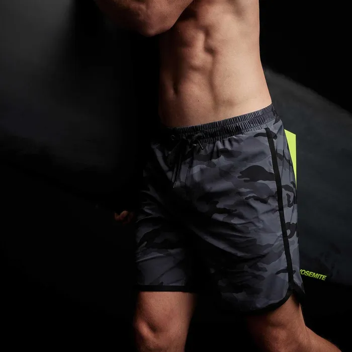 Men Shorts James Perse Camo Curve Hem Hybrid Trunk Black Sea Camoblack