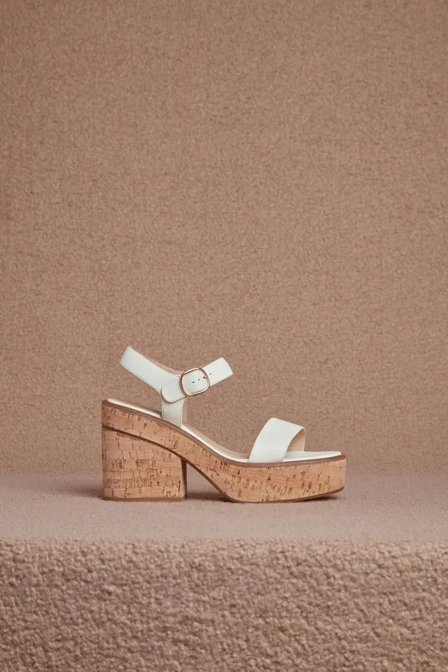 Sandals Women Gabriela Hearst Sardis Platform Sandal In Cream Leather