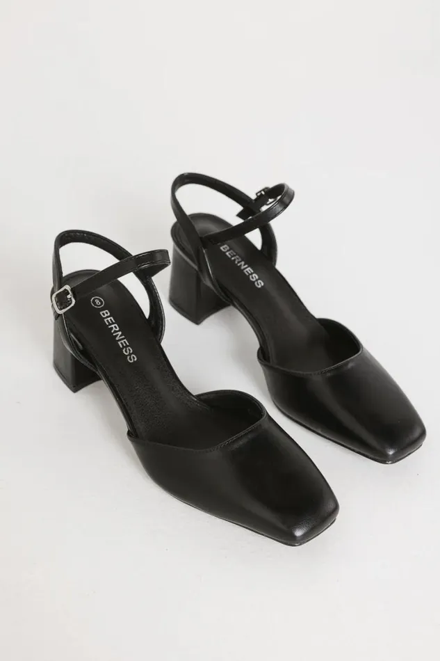 Shoes Women Bohme Georgia Heels In Black Black