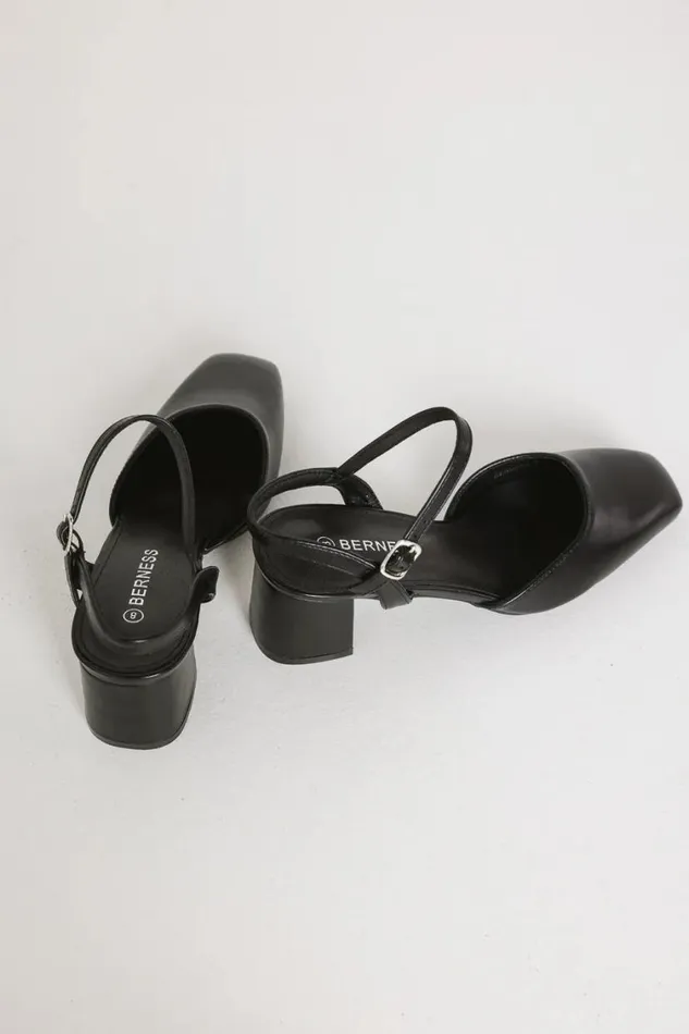 Shoes Women Bohme Georgia Heels In Black Black