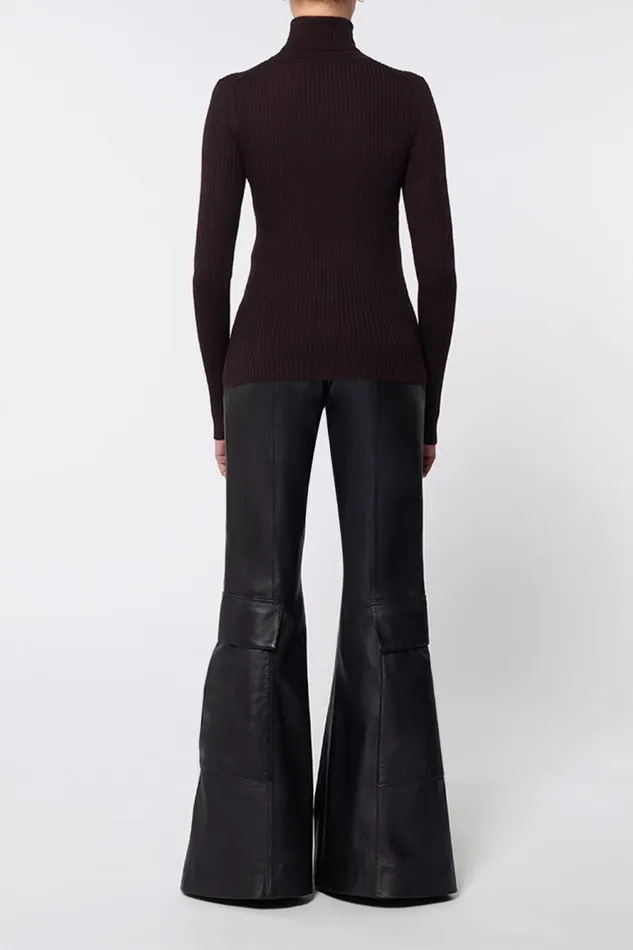 Sweaters and Turtlenecks Women Gabriela Hearst Peppe Knit Turtleneck In Chocolate Cashmere Silk Sweaters and Turtlenecks Women Gabriela Hearst Peppe Knit Turtleneck In Chocolate Cashmere Silk