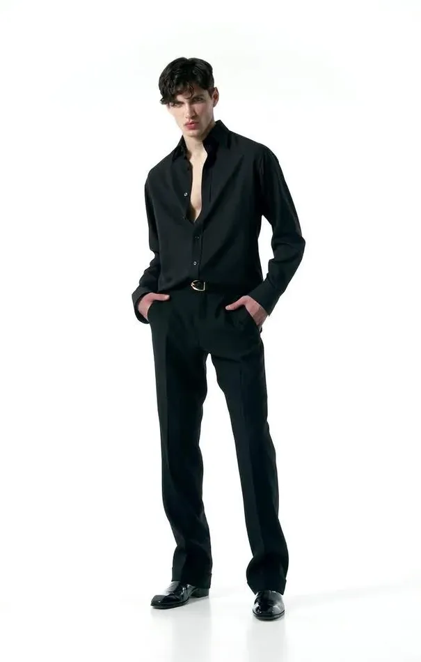 Tom Ford Shirts ENZYMED SILK POPLIN SLIM FIT SHIRT Black 8211 Men Tom Ford Shirts ENZYMED SILK POPLIN SLIM FIT SHIRT Black 8211 Men