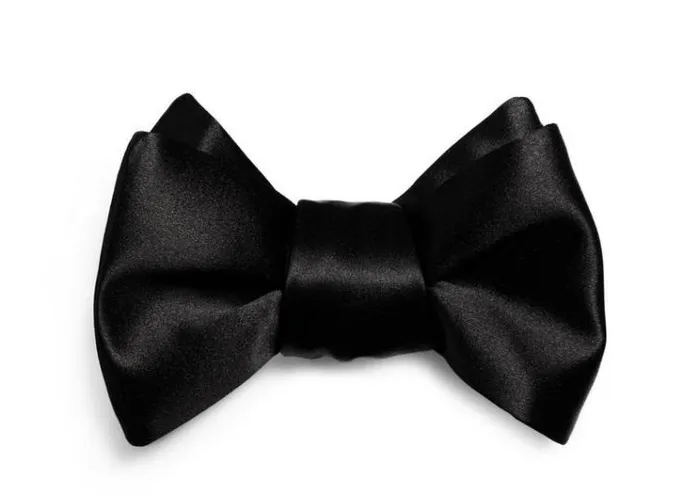 Tom Ford Ties and Bow Ties SATIN CLASSIC PRETIED EVENING BOW TIE Black 8211 Men
