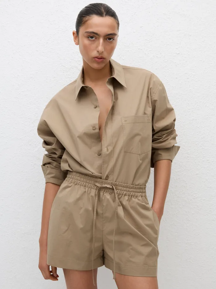 Tops The UNDONE Women Matteau 8211 Relaxed Shirt in Tan Stone