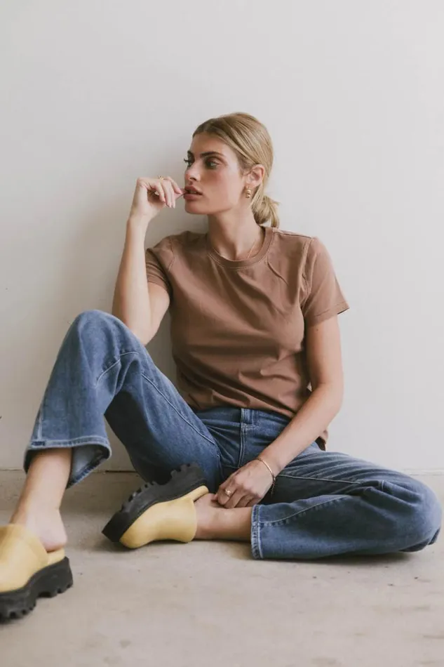 Tops Women Bohme Weekend Vibe Tee In Clay Clay