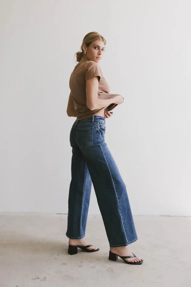 Tops Women Bohme Weekend Vibe Tee In Clay Clay
