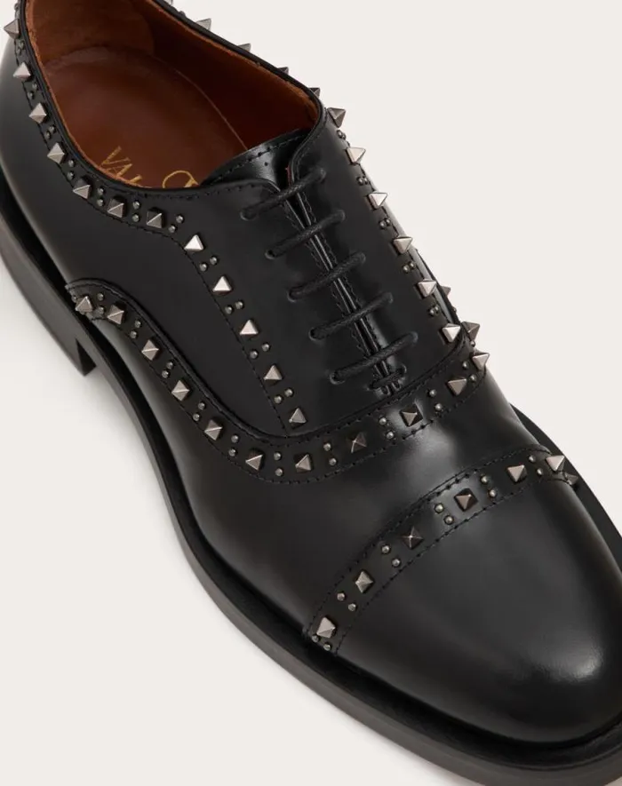 Valentino Loafers And Oxfords Woman Valentino Garavani Gentleglam Oxford Laceup Shoe In Calfskin For Woman In Black Black