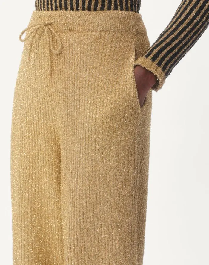 Valentino Pants And Shorts Woman Lurex Knit Pants For Woman In Gold Gold Valentino Pants And Shorts Woman Lurex Knit Pants For Woman In Gold Gold