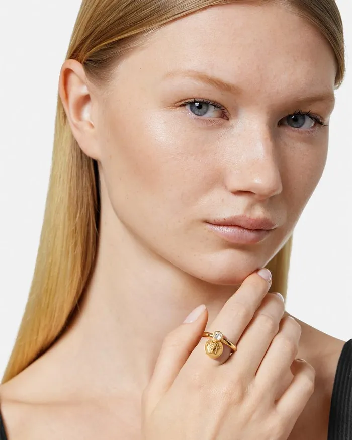 Versace Crystal Medusa Ring Gold Women Rings Versace Crystal Medusa Ring Gold Women Rings