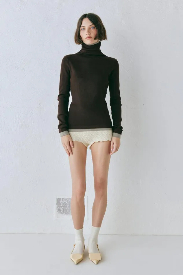 VRG GRL Long Sleeve Bea Knit Skivvy Chocolate 8211 Women VRG GRL Long Sleeve Bea Knit Skivvy Chocolate 8211 Women