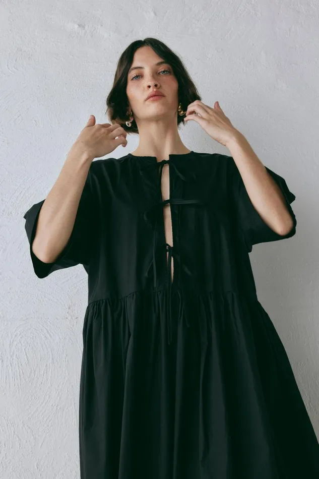 VRG GRL MidiMaxi Dresses Naomi Smock Maxi Dress Black 8211 Women VRG GRL MidiMaxi Dresses Naomi Smock Maxi Dress Black 8211 Women