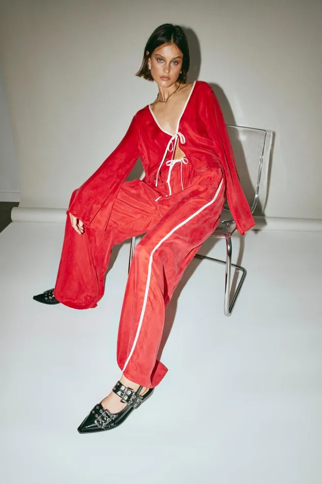 VRG GRL Sets Moonscapes Top Chilli 8211 Women VRG GRL Sets Moonscapes Top Chilli 8211 Women