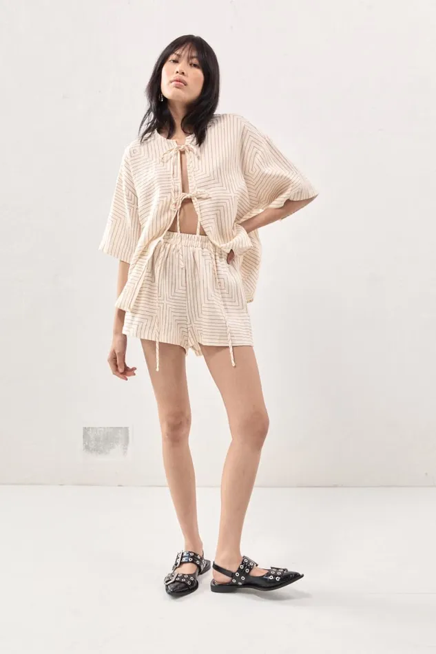 VRG GRL Shorts Sunny Linen Shorts Juno 8211 Women