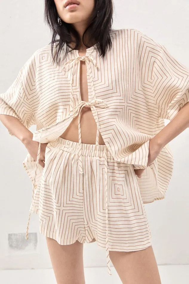 VRG GRL Shorts Sunny Linen Shorts Juno 8211 Women VRG GRL Shorts Sunny Linen Shorts Juno 8211 Women