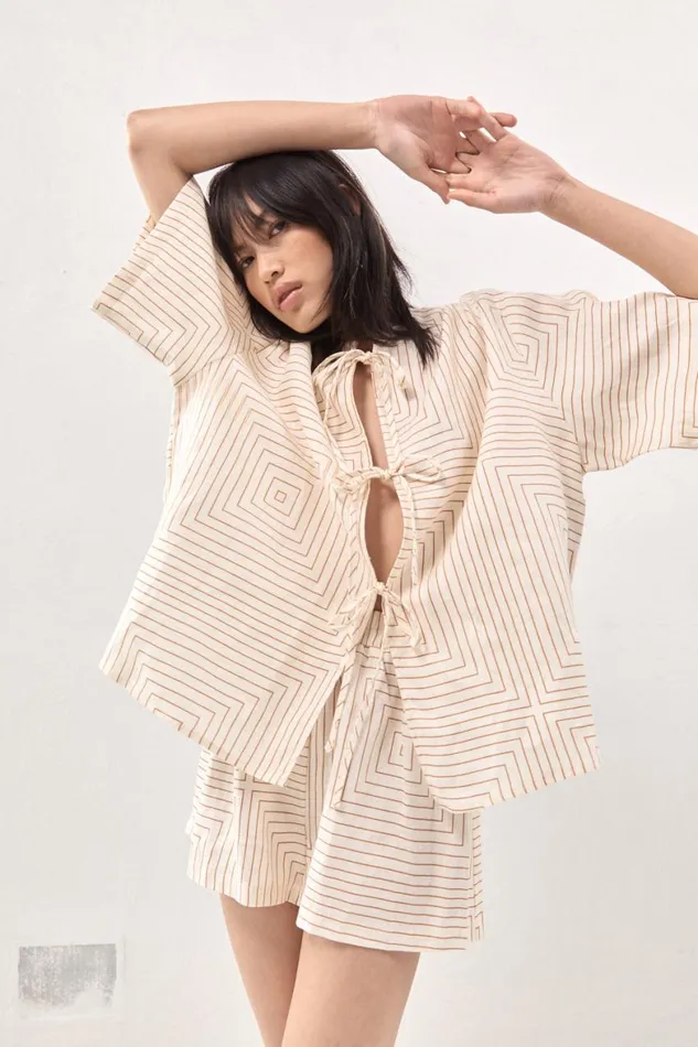 VRG GRL Shorts Sunny Linen Shorts Juno 8211 Women VRG GRL Shorts Sunny Linen Shorts Juno 8211 Women