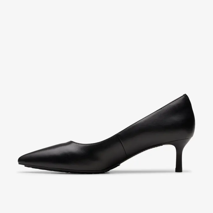 Women Adela Court Black Leather Clarks Heels and Pumps