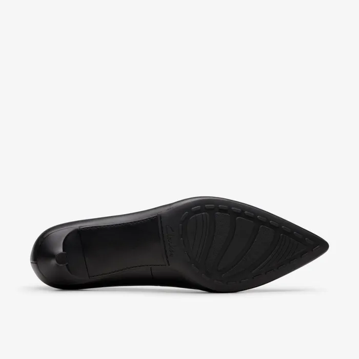 Women Adela Court Black Leather Clarks Heels and Pumps