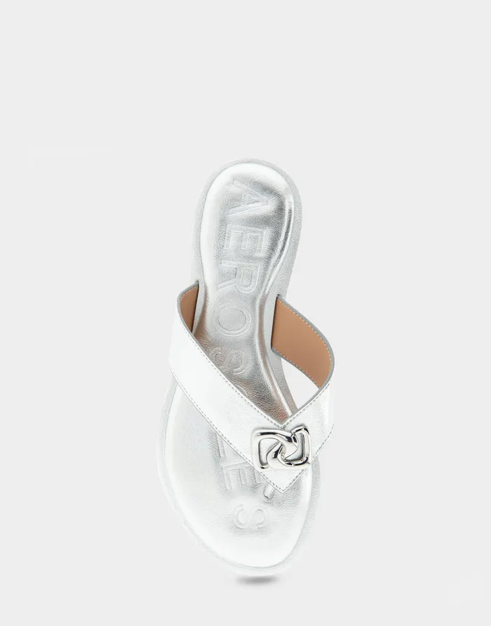Women Aerosoles Flats Comfortable Ornamented Thong Sandal In Silver Faux Leather