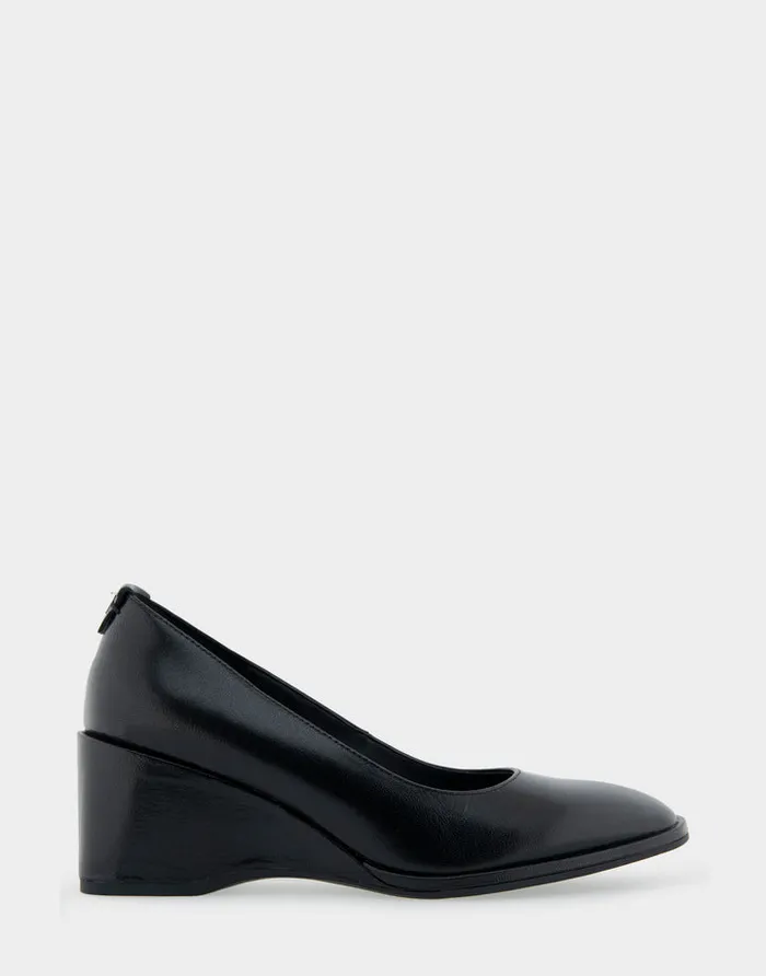Women Aerosoles Wedges Comfortable Sculpted Wedge Pump In Black Leather