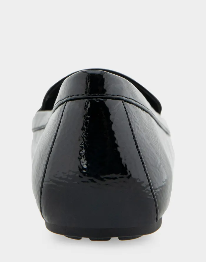 Women Aerosoles Wide Width Flats Comfortable Ornamented Loafer In Black Crinkled Patent Faux Leather Patent Faux Leather