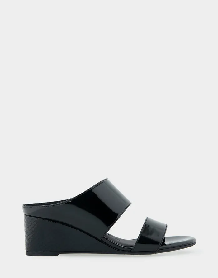 Women Aerosoles Wide Width Sandals Comfortable Two Band Mid Wedge Slide Sandal In Black Patent Faux Leather