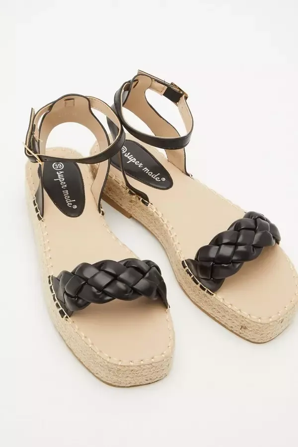 Women Black Pleated Flatforms Quiz Clothing Sandals