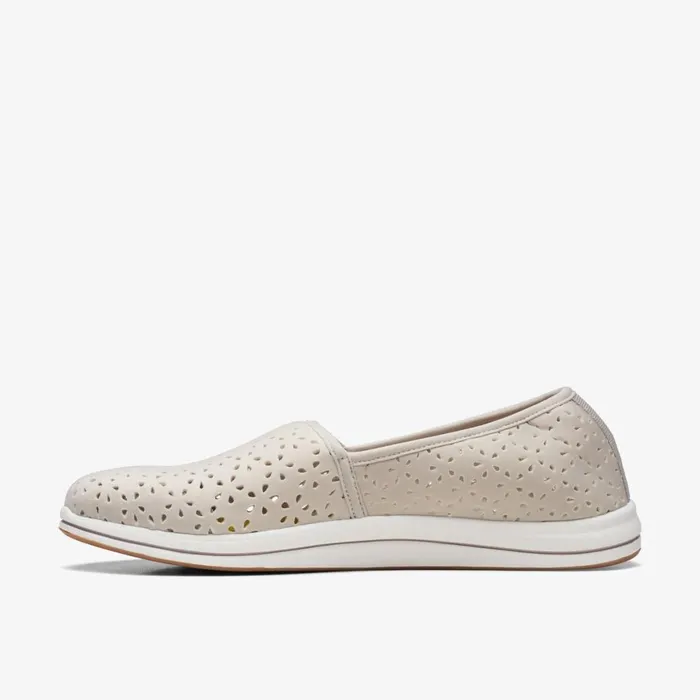 Women Breeze Emily Light Taupe Clarks Flats