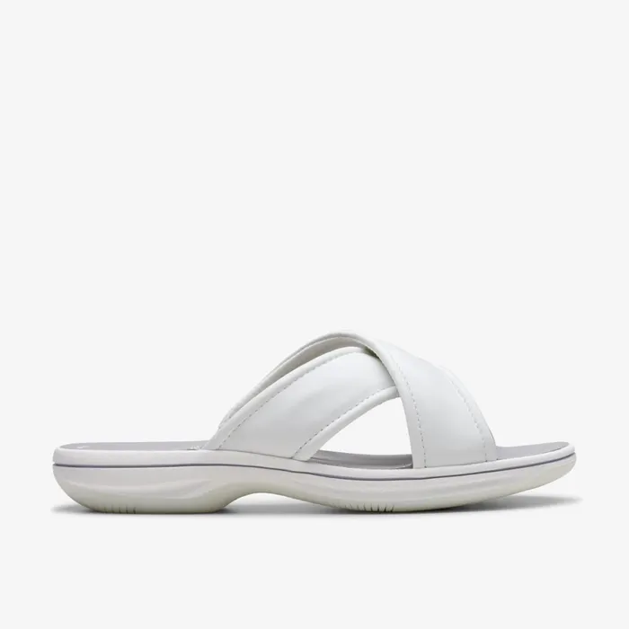 Women Breeze Sara White Clarks Sandals and Flip Flops