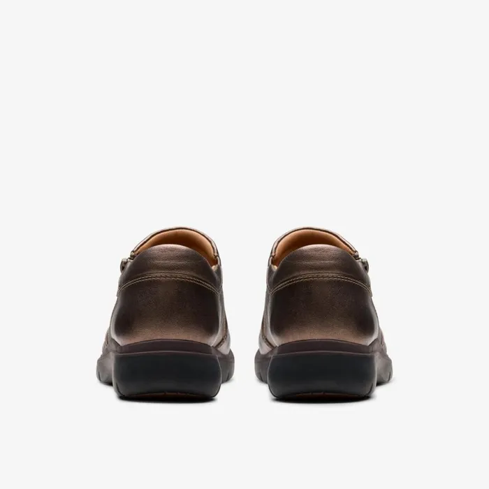 Women Certina Pure Antique Brown Clarks Clogs and Mules