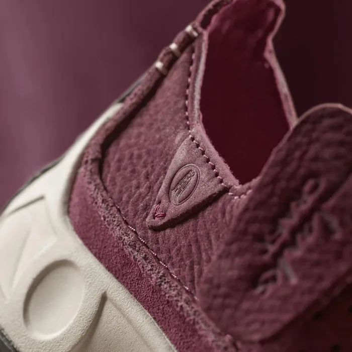 Women Craft Speed Burgundy Nubuck Clarks Sneakers